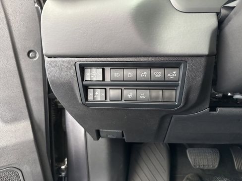 New 2026 Toyota Tundra Platinum image 38