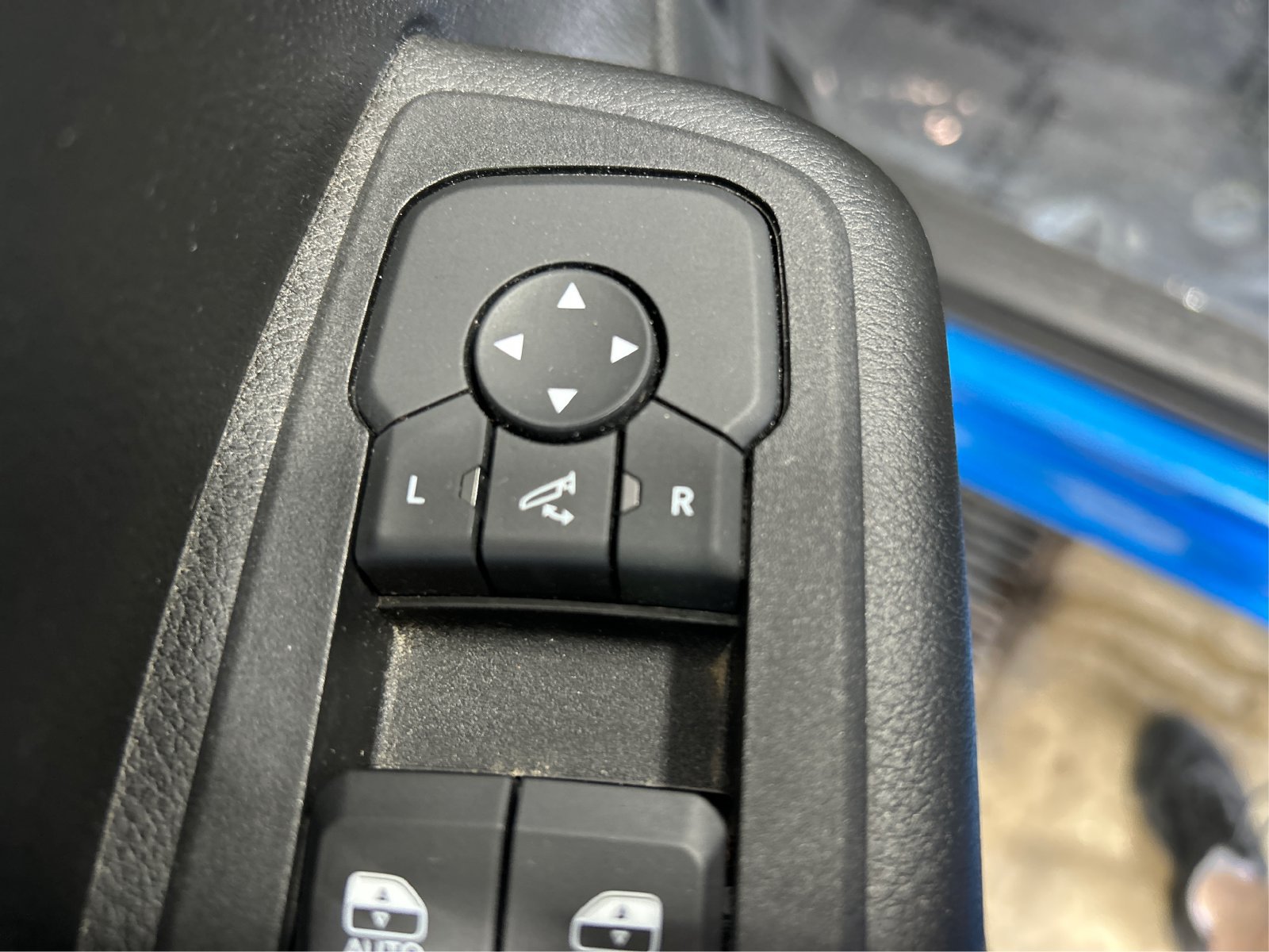 Used 2025 RAM 1500 Big Horn AWD/4WD image 32