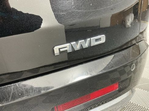 Used 2017 GMC Acadia Denali w/ Technology Package AWD/4WD image 19