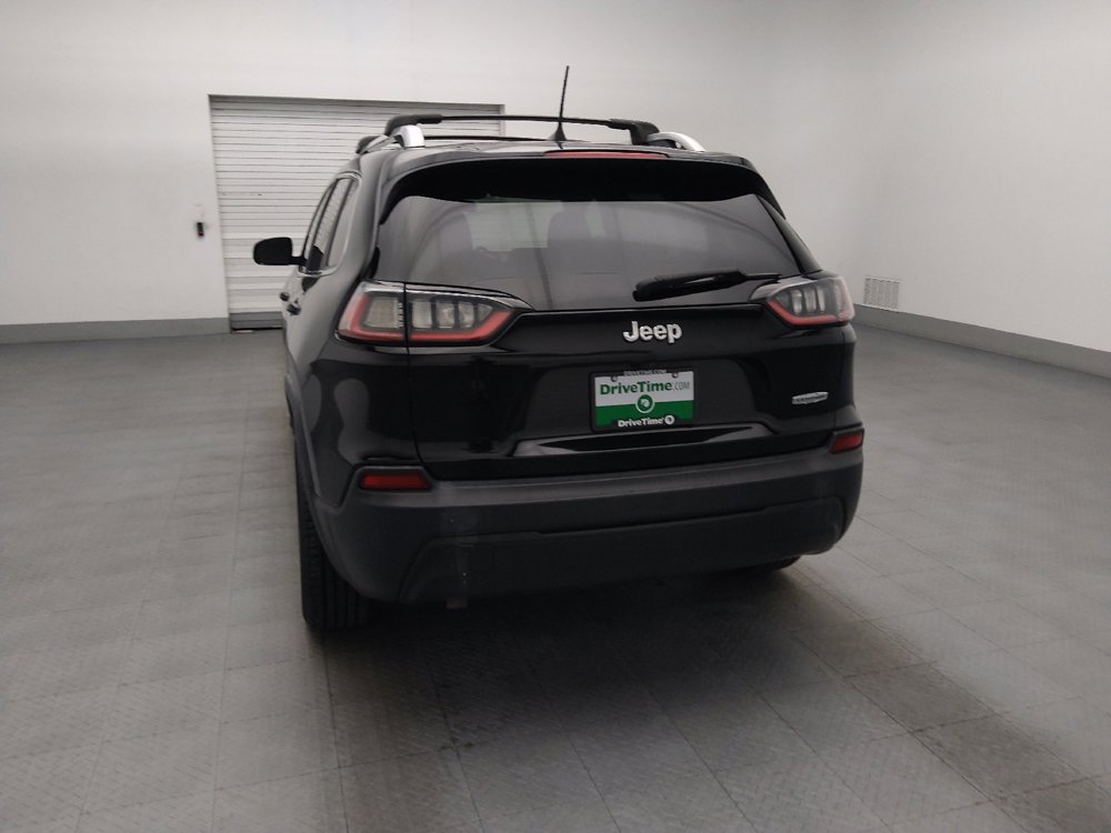 Used 2019 Jeep Cherokee Latitude w/ Popular Appearance Group FWD image 6