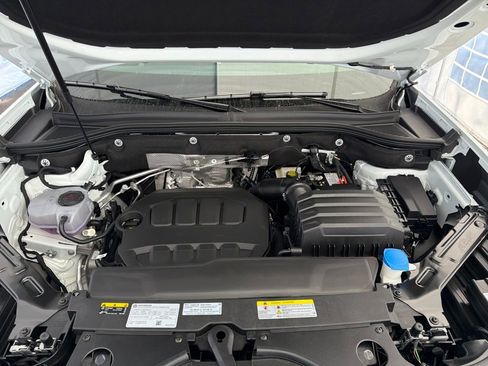 New 2026 Volkswagen Atlas Peak Edition AWD/4WD image 24