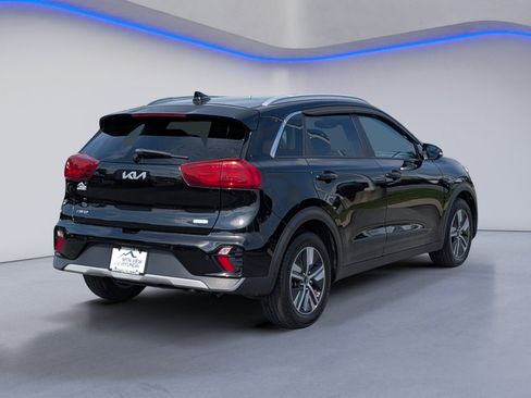 Used 2022 Kia Niro EX Premium FWD image 9