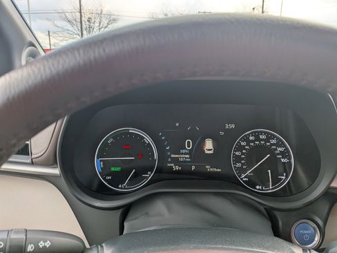 Certified 2023 Toyota Sienna Platinum image 16