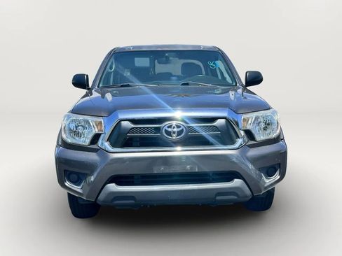 Used 2013 Toyota Tacoma 2WD Double Cab w/ SR5 Pkg image 4