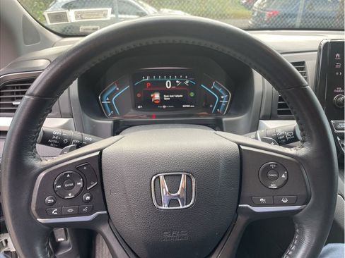 Used 2024 Honda Odyssey EX-L image 7