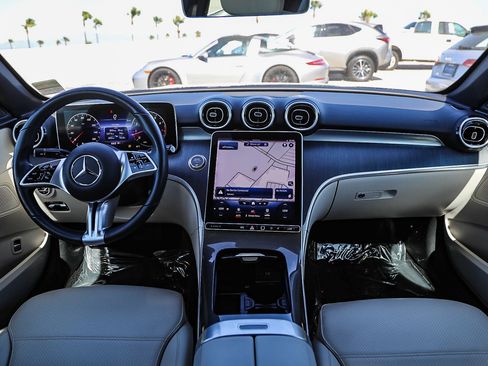 Used 2023 Mercedes-Benz C 300 4MATIC Sedan image 11
