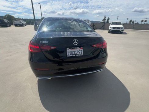 Used 2022 Mercedes-Benz C 300 Sedan image 7