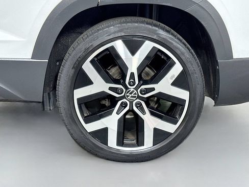Used 2023 Volkswagen Taos SEL AWD/4WD image 10
