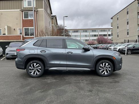 New 2026 Volkswagen Tiguan S image 9