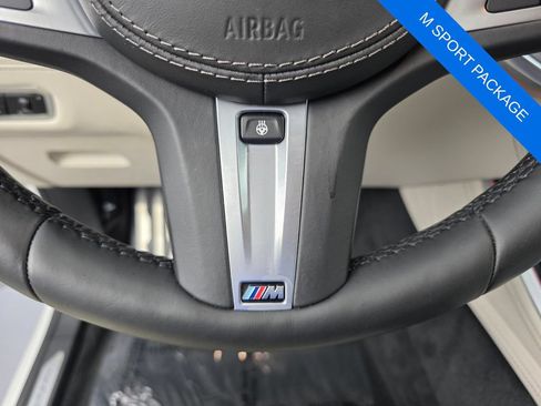 Used 2020 BMW X5 xDrive40i w/ M Sport Package AWD/4WD image 22
