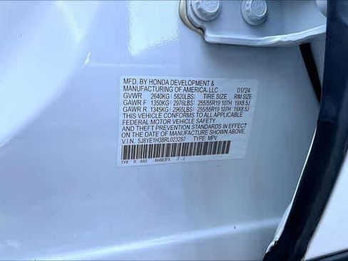 Used 2024 Acura MDX SH-AWD image 19