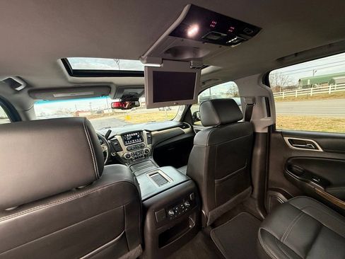 Used 2017 GMC Yukon XL Denali w/ Open Road Package image 21