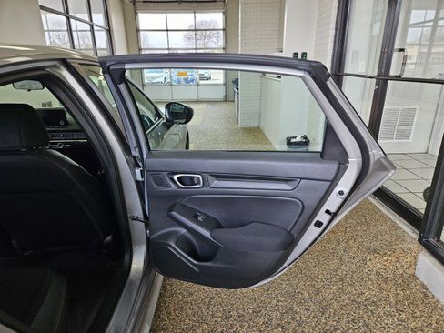 Used 2023 Honda Civic Sport image 14