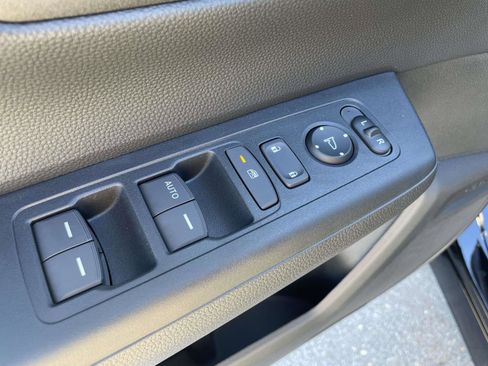 New 2026 Honda CR-V LX image 6