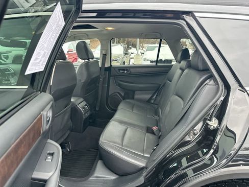 Used 2017 Subaru Outback 2.5i Limited image 25