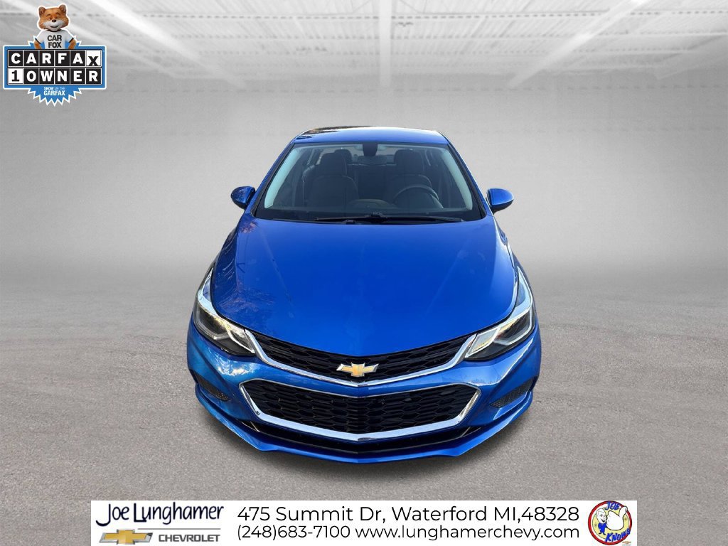 Used 2017 Chevrolet Cruze LT w/ Convenience Package FWD image 9