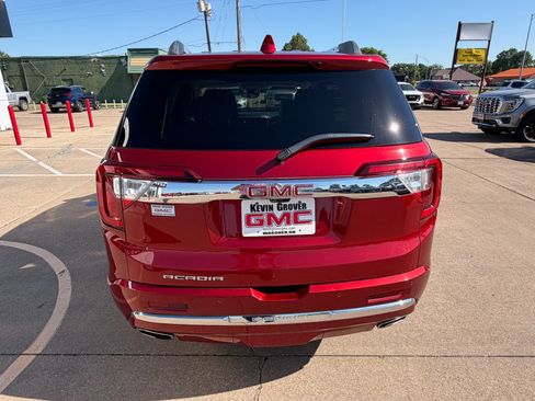 Used 2021 GMC Acadia Denali w/ Denali Technology Package FWD image 29