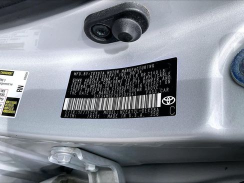 Used 2024 Toyota Corolla SE FWD image 30