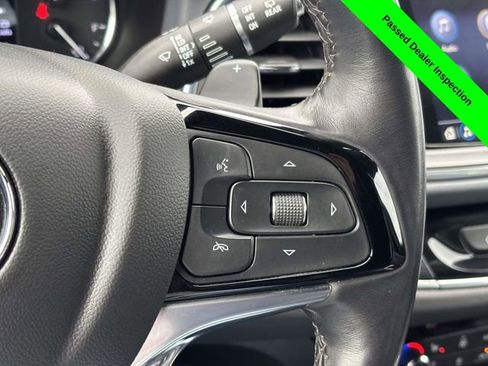 Used 2024 Buick Enclave Premium image 16