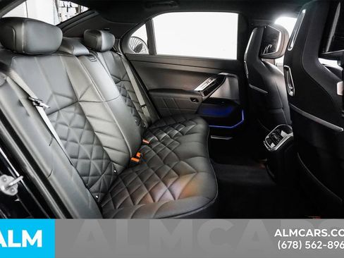 Used 2026 BMW 740i w/ Premium Package RWD image 20
