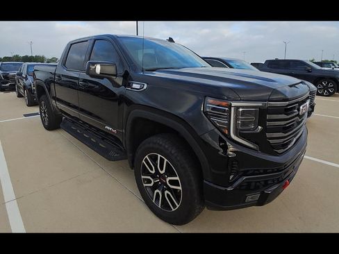 Used 2026 GMC Sierra 1500 AT4 w/ AT4 Premium Package AWD/4WD image 3