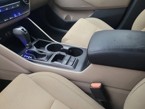 Used 2017 Hyundai Tucson SE w/ SE Popular Package 02 FWD image 26