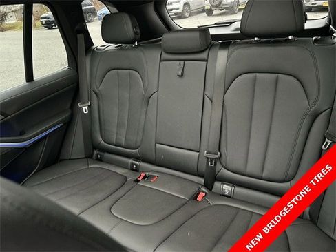 Used 2022 BMW X5 xDrive40i w/ Premium Package image 23
