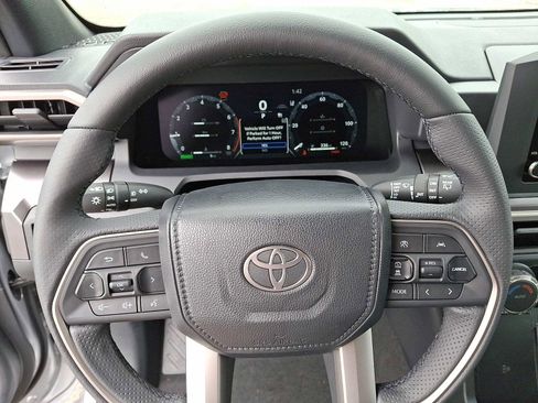 New 2025 Toyota 4Runner TRD Off-Road image 15