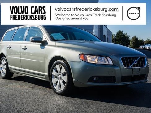 Used 2008 Volvo V70 image 1