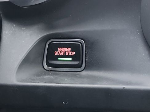 Used 2022 Chevrolet Camaro LT image 24