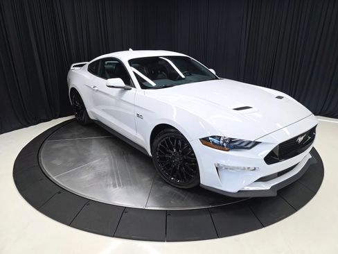 Used 2020 Ford Mustang GT Premium w/ GT Performance Package RWD image 17