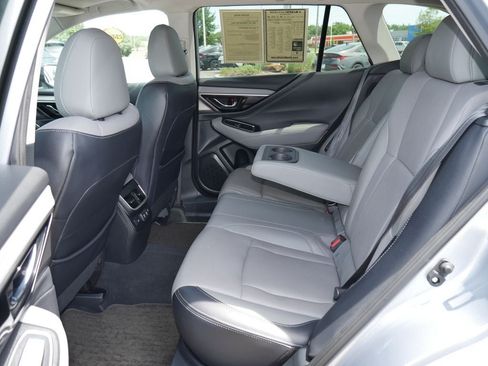 Used 2022 Subaru Outback Limited AWD/4WD image 27