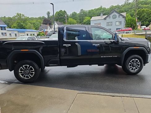 Used 2026 GMC Sierra 2500 SLT w/ SLT Convenience Package AWD/4WD image 7