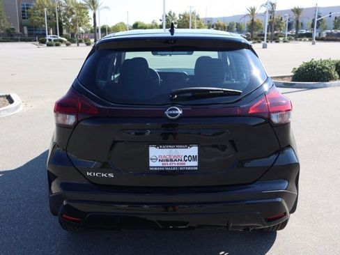 New 2025 Nissan Kicks Play S image 5