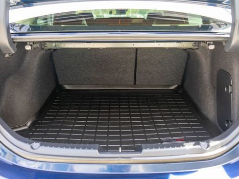 Used 2018 MAZDA MAZDA3 Grand Touring image 32