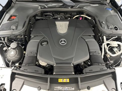 Used 2018 Mercedes-Benz E 400 4MATIC Cabriolet image 12