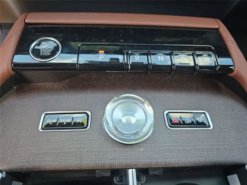 New 2026 Lincoln Navigator Reserve AWD/4WD image 20