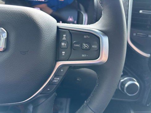 Certified 2025 RAM 1500 Big Horn image 31