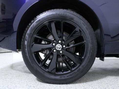 Used 2025 Jaguar F-PACE R-Dynamic S image 8