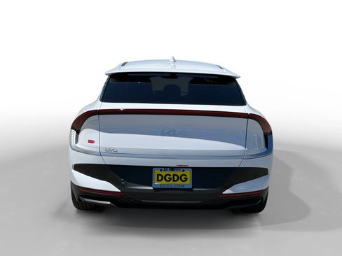 New 2026 Kia EV6 Light RWD image 4