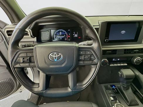 Certified 2024 Toyota Tacoma SR5 image 11