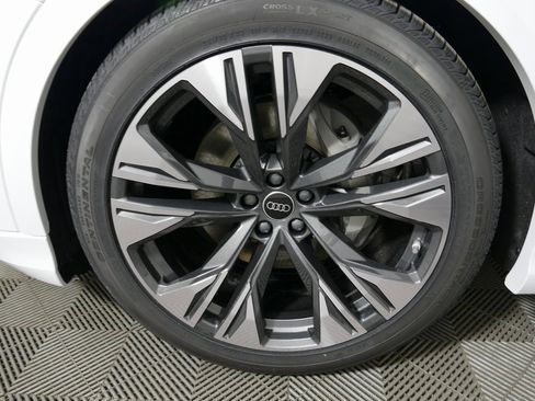 New 2026 Audi Q8 Premium Plus image 9