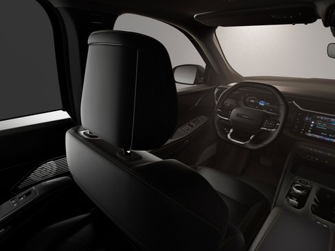 New 2026 Jeep Cherokee Limited image 8