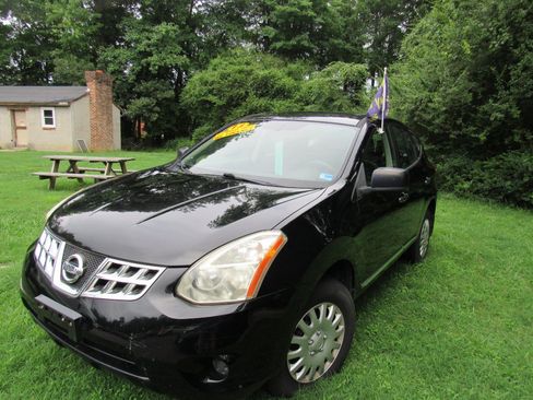 Used 2013 Nissan Rogue S AWD/4WD image 2