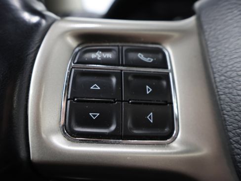 Used 2018 RAM 3500 Laramie image 16