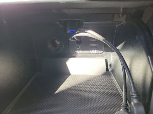 Used 2018 Subaru Outback 2.5i Limited image 21