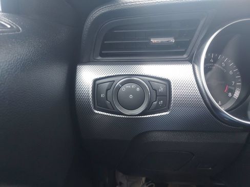 Used 2021 Ford Mustang GT RWD image 19