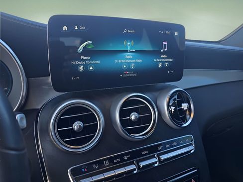 Used 2022 Mercedes-Benz GLC 300 4MATIC Coupe image 22