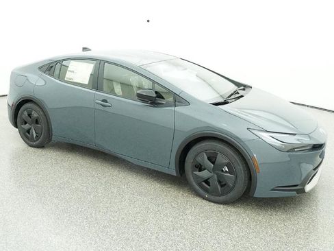 New 2026 Toyota Prius Plug-In Hybrid image 27