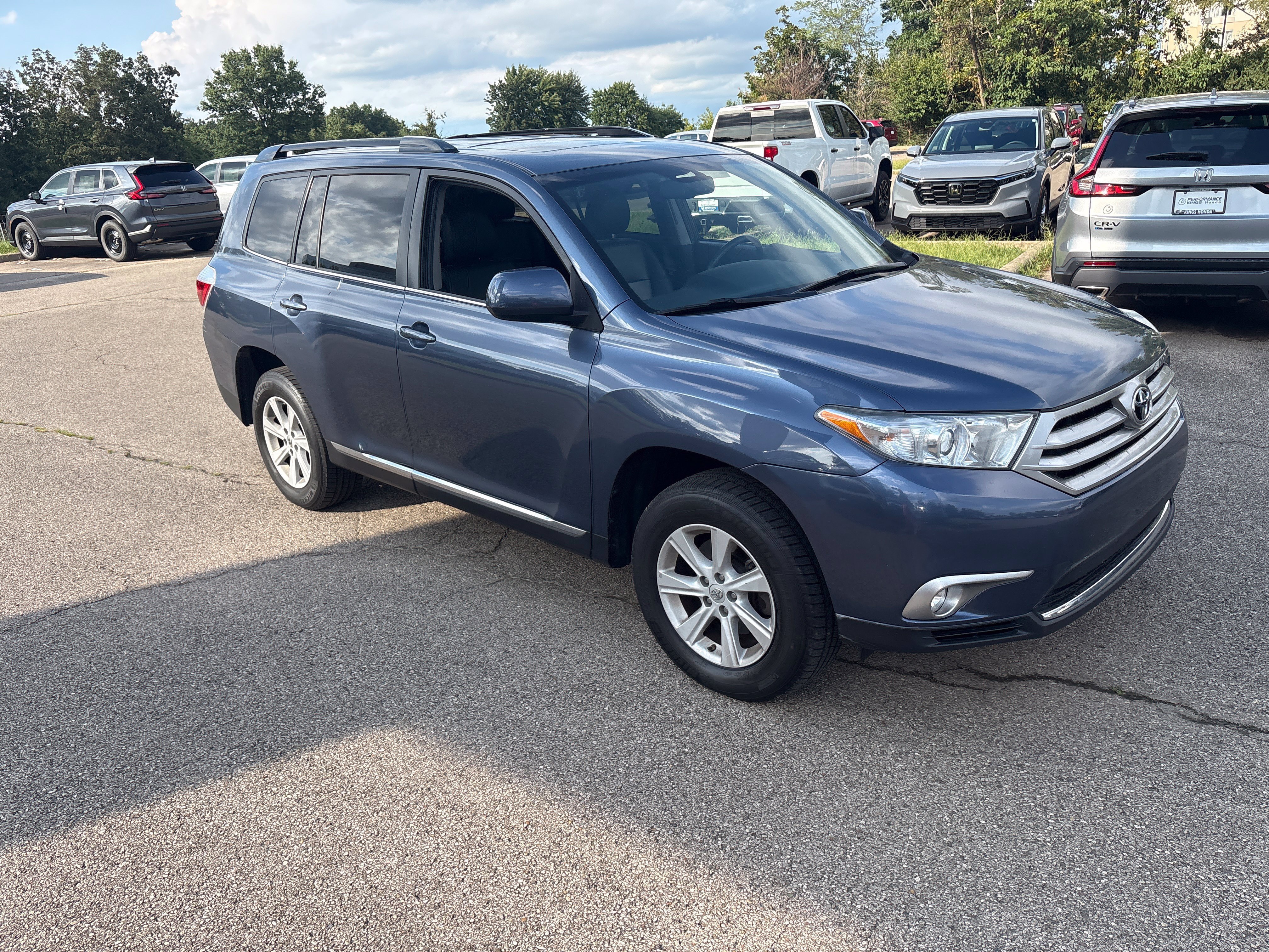 Used 2013 Toyota Highlander SE AWD/4WD image 19